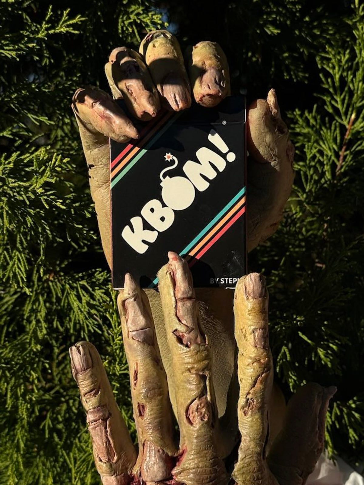 Kbom Card Game